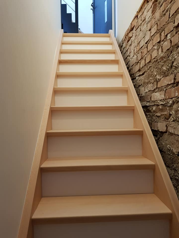 Escalier en bois sur mesure en Alsace