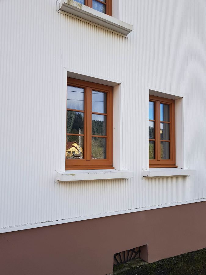 fenêtres sont fabriquées dans un mélange bois-alu
