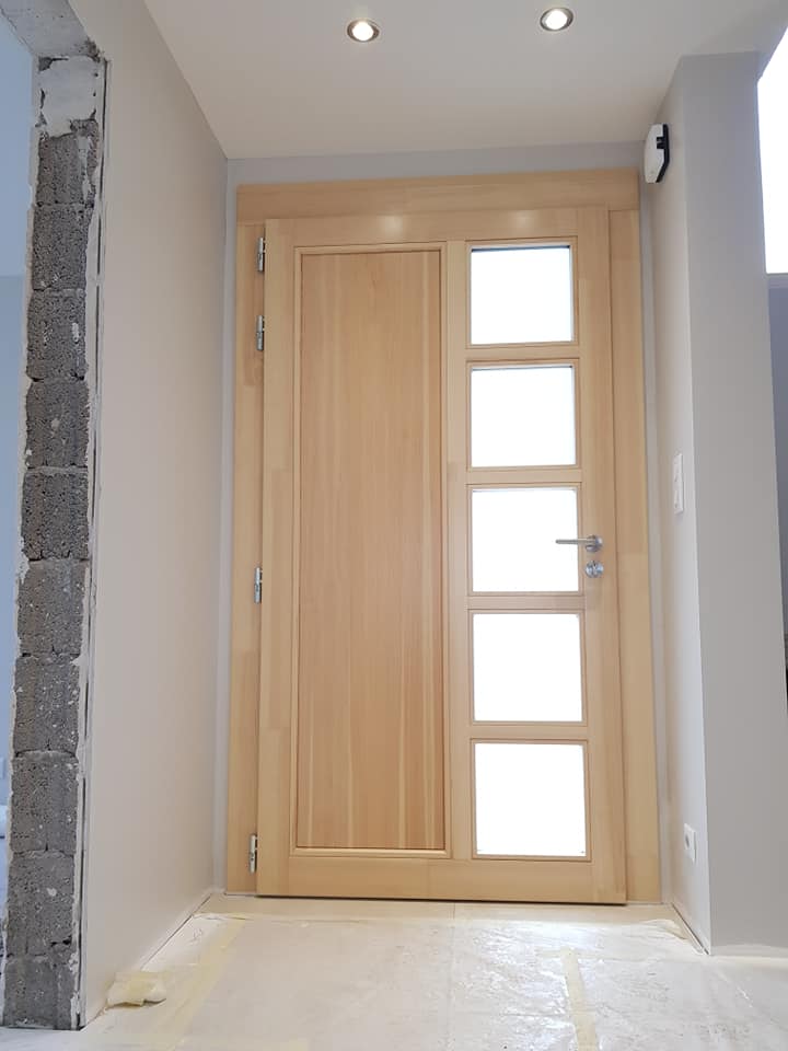 Porte en bois bi-couleur à Gérardmer intérieur